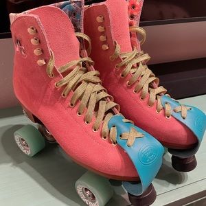 Moxi strawberry roller skates